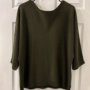 Olive 3/4 sleeve sweater